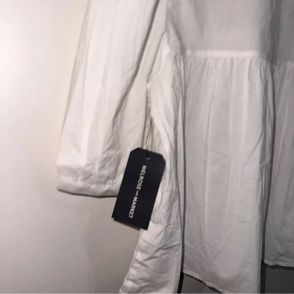 NWT MELROSE & MARKET YOKE DETAIL PUFF SLEEVE TOP IN WHITE- size S - Picture 7 of 9